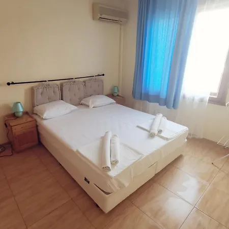 Valdi Hotel Ahtopol