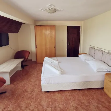 Hotel Valdi 2*