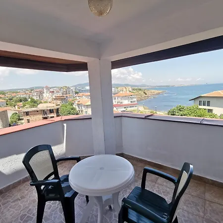 Valdi Hotel