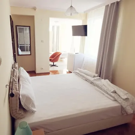 Valdi Hotel